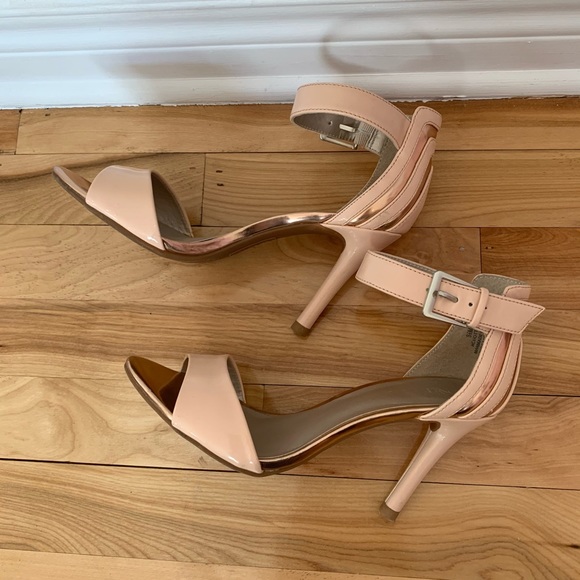 Nine & Co Heels - Picture 5 of 11